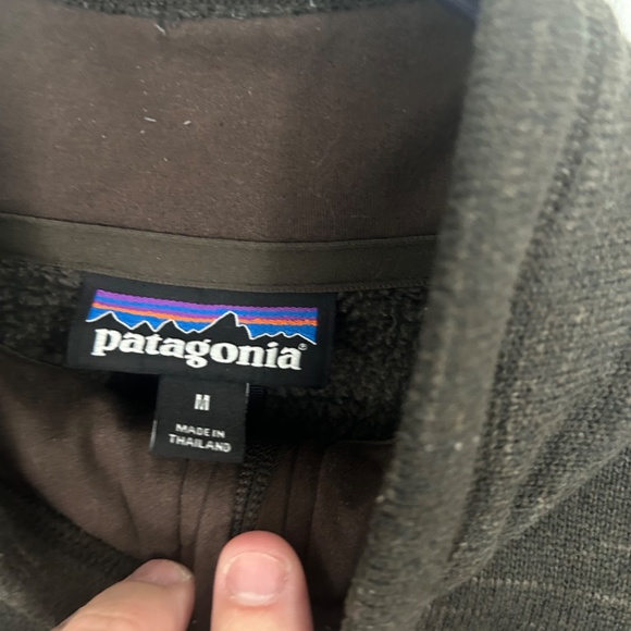 Patagonia Quarter Zip - Picture 3 of 3